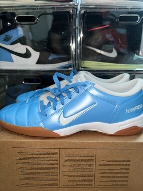 Nike Total 90 'University Blue White Gum' HQ2851-400 Men's Size 13 Refurbished